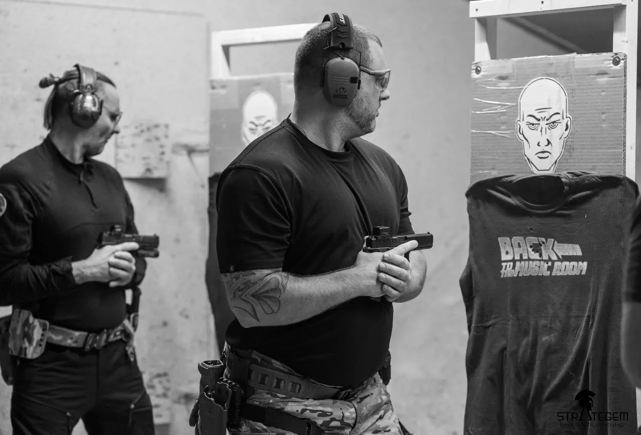 Strategem, Center Axis Relock, Trainer, pistolentraining.at, Innviertler Schützenhof, Selbstverteidigung, Pistole, Schießausbildung
